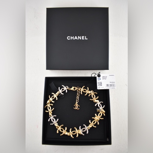 Chanel 26P Gold Silver Mixed Metal CC Logo Chain Link Cuban Choker Necklace - Picture 2 of 15